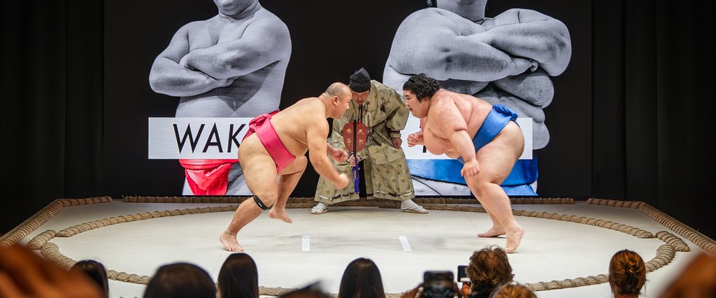 THE SUMO HALL Hirakuza OSAKA performance stage