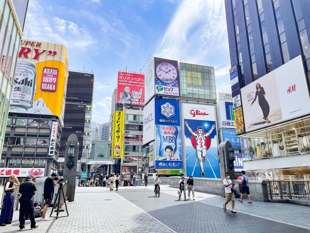 Family-friendly restaurants in Namba with kids