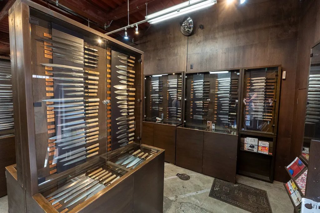 Japanese knives at Tower Knives Osaka