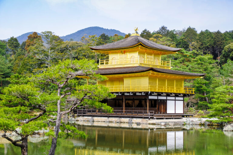 Kyoto Honeymoon Guide: Romance and Japanese Culture in the Ancient Capital