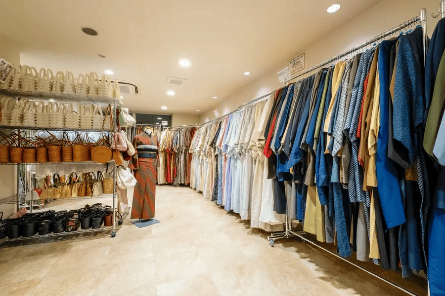 Kimono Rental at Rika Wafuku Gion