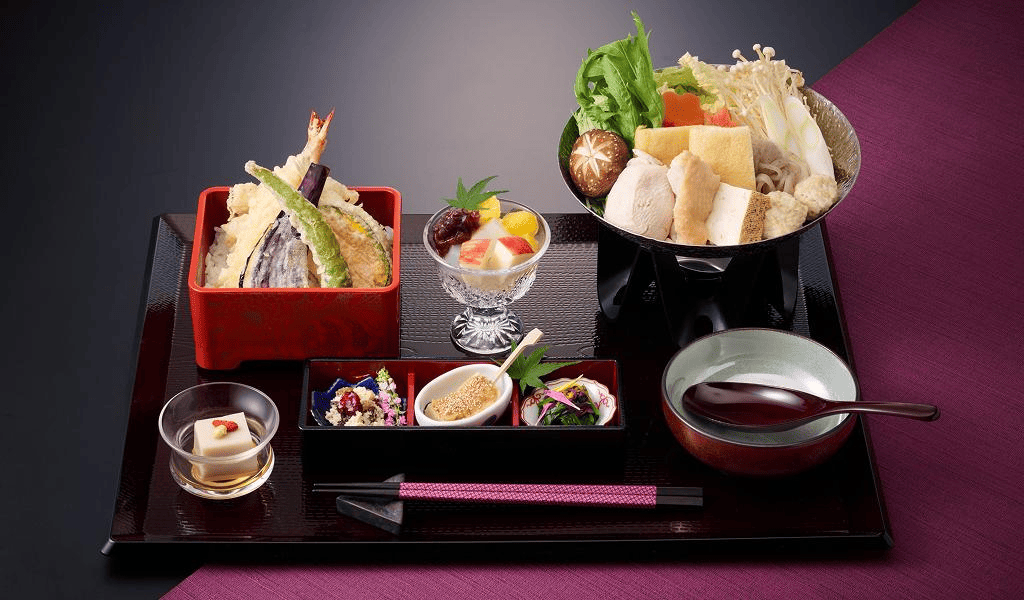 THE SUMO LIVE RESTAURANT Hirakuza GINZA TOKYO
