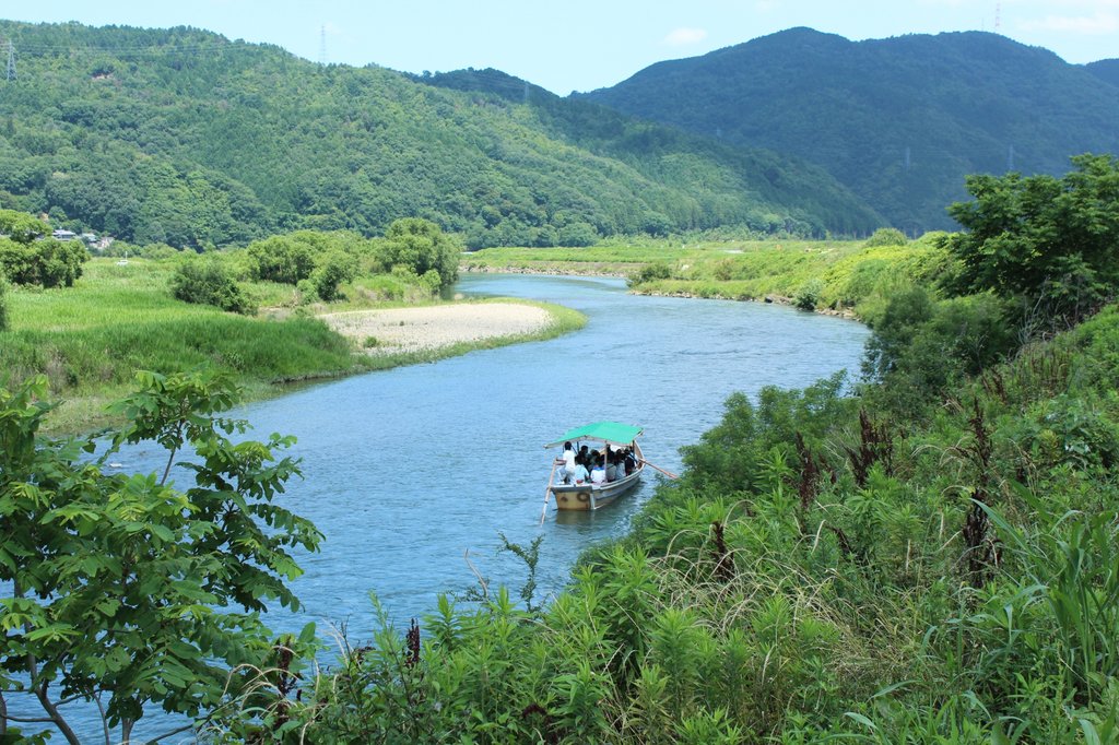 Peaceful riverside landscape for nature lovers near Osaka