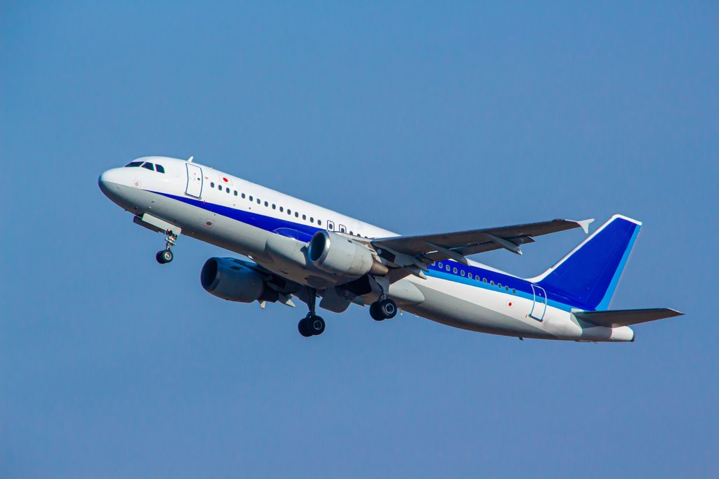 Flights from Tokyo to Osaka