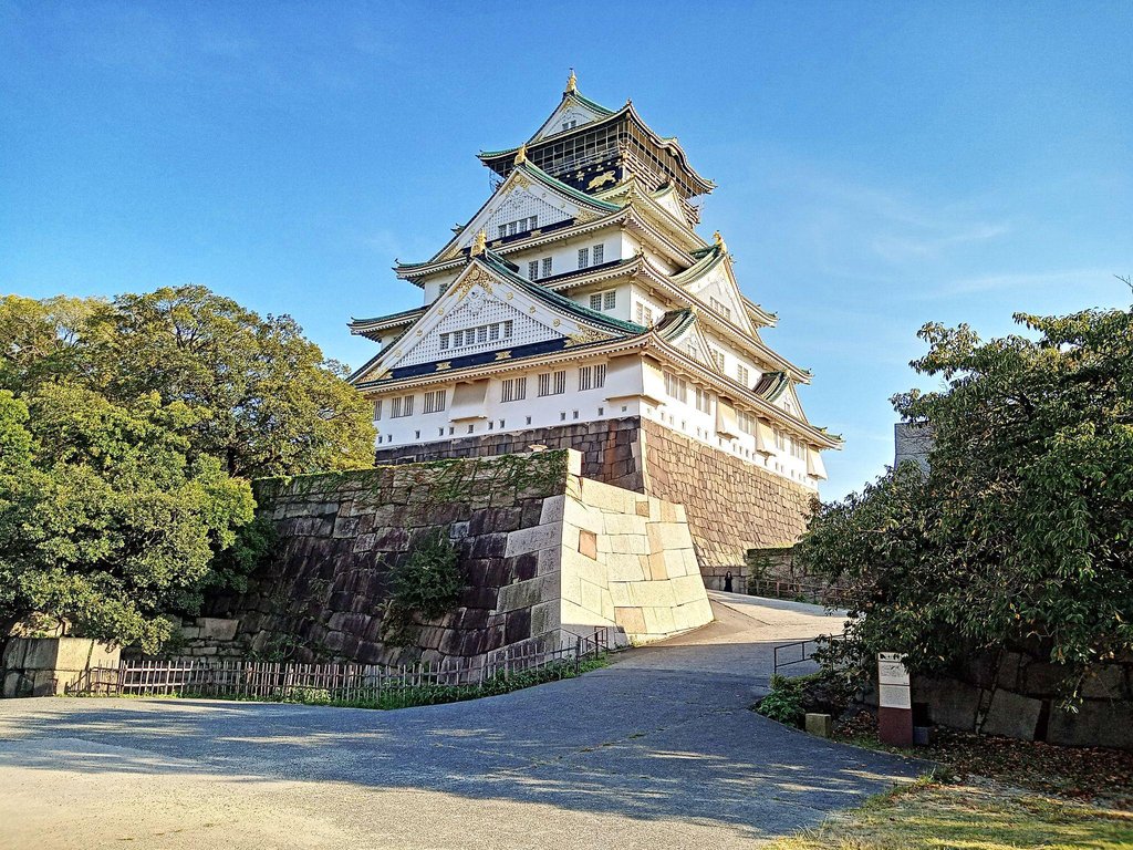 Osaka Castle tower view for a day itinerary