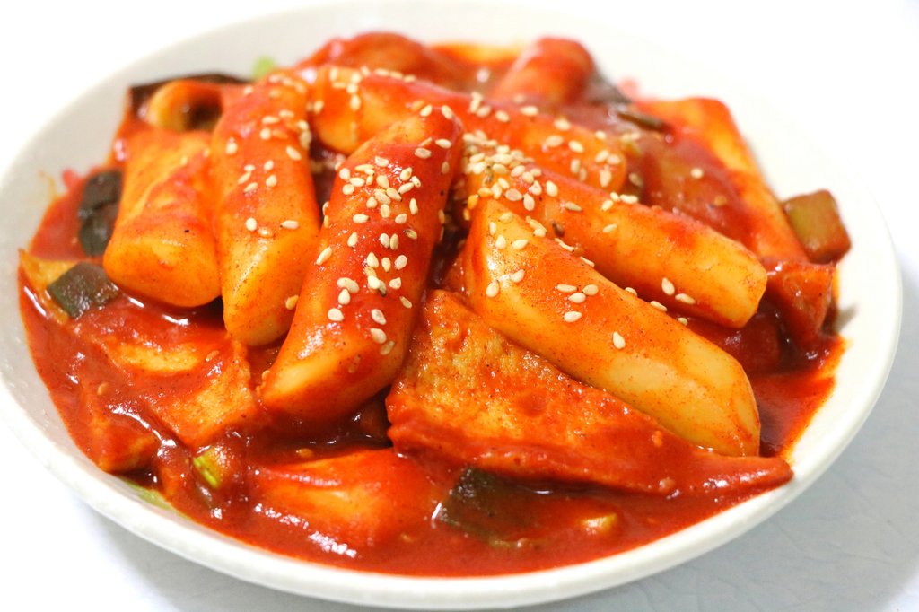 Tteokbokki Korean rice cakes in spicy sauce