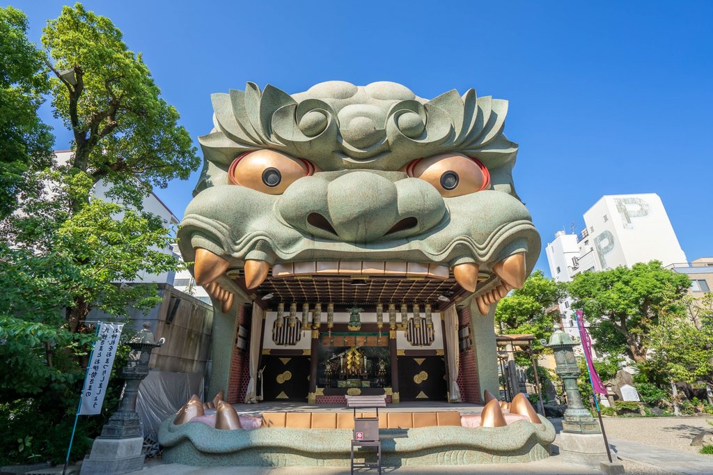 Namba Yasaka Shrine lion head stage in Osaka