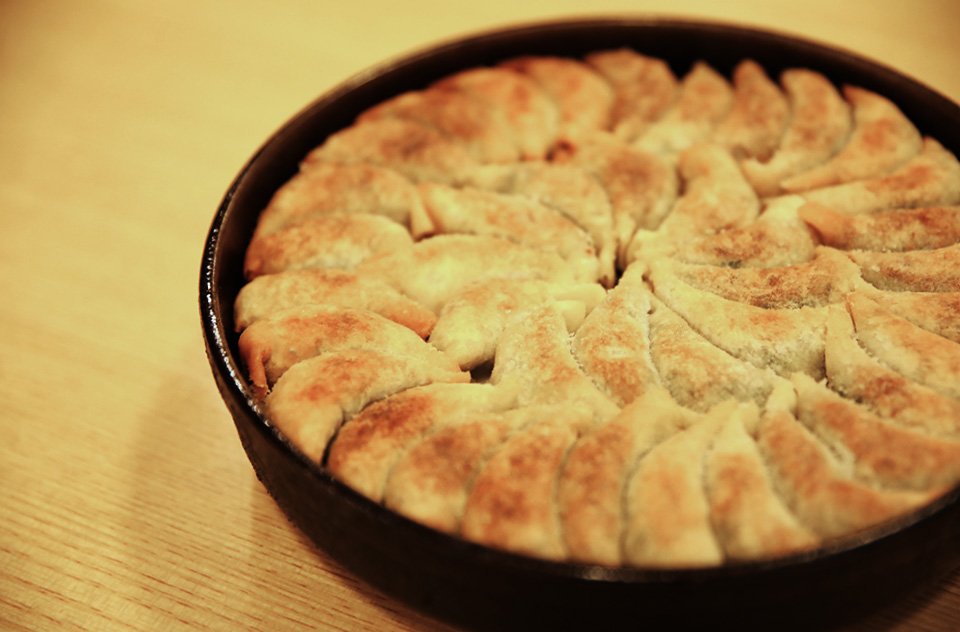 Iron pan gyoza at Hakata Gion Tetsunabe