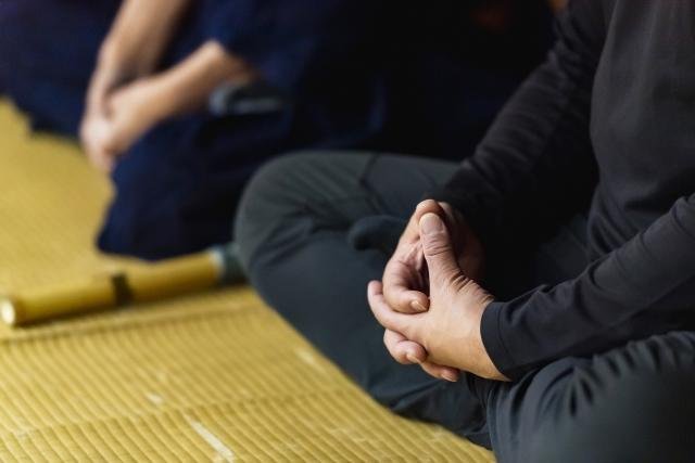 Zen meditation and tea ceremony connection