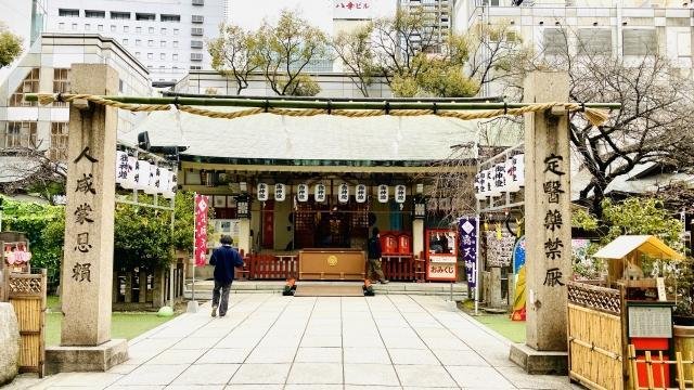 Tsuyu no Tenjinsha shrine in Umeda