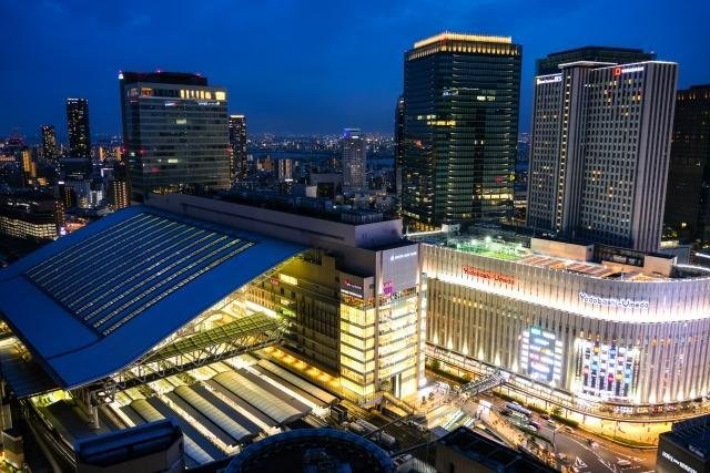 JR Osaka Station platform in Umeda