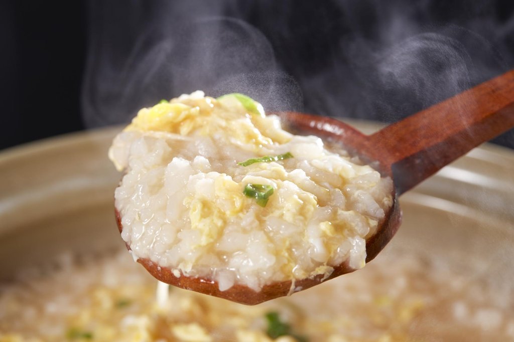 Using leftover chanko nabe broth for rice porridge