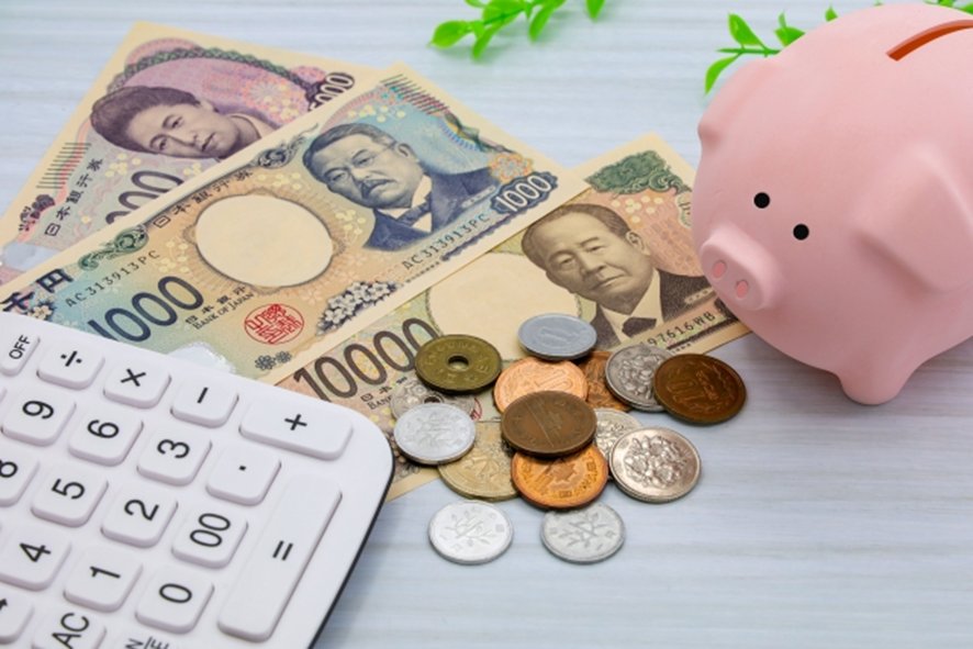 Japanese yen cash for osaka food tour purchases