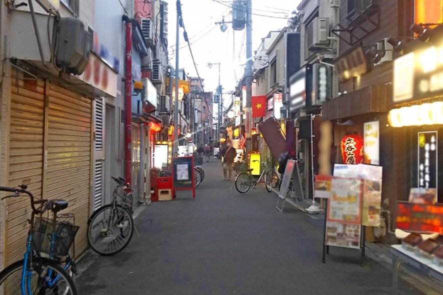 Quiet street scene in lesser-known Osaka neighborhood