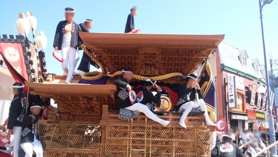 Kishiwada Castle and Danjiri festival float