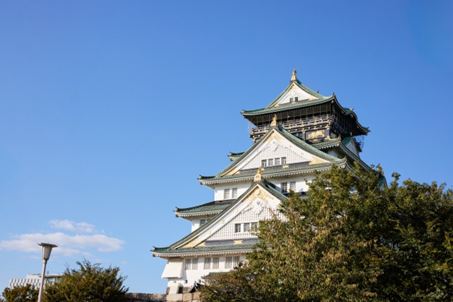 Osaka Castle and popular tourist destinations