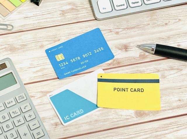 Cashless payment options at Osaka stores