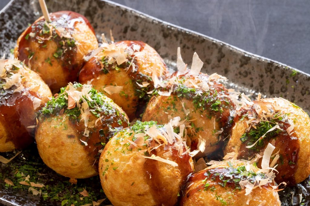 Takoyaki and kushikatsu at Rasshaise
