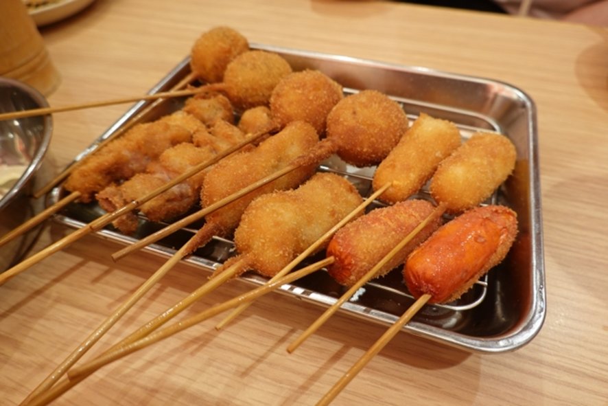 Osaka street food specialties in Dotonbori